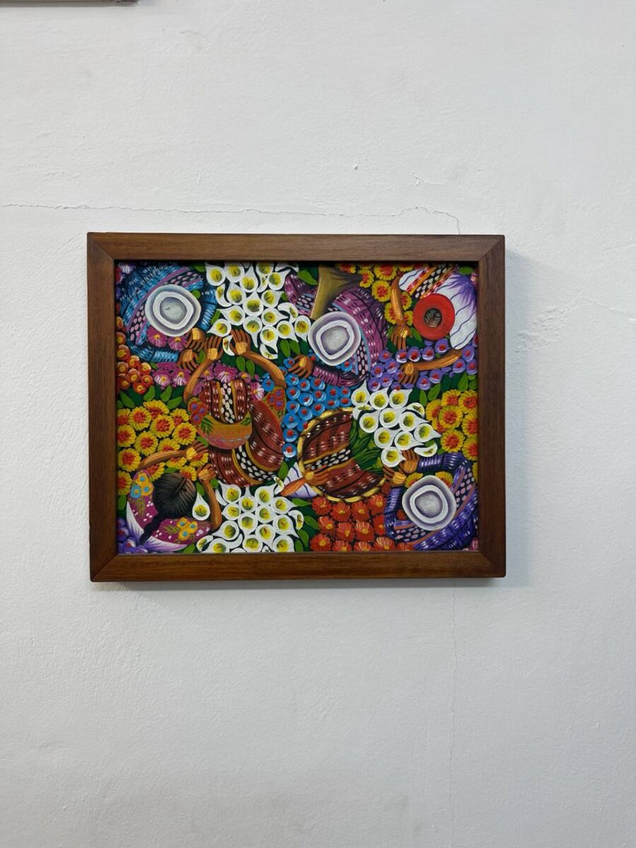 ציור שמן צבעוני עם פרחים וסלסלות